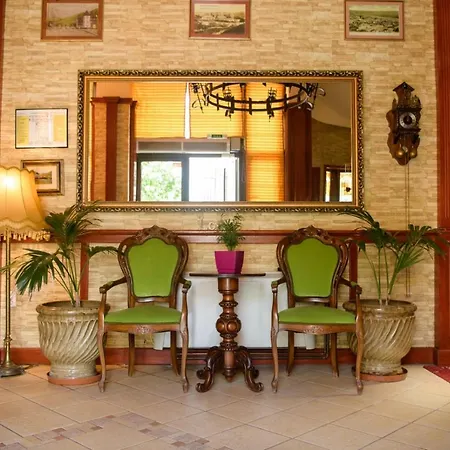 Castel Hotel